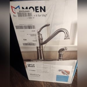 MOEN KITCHEN FAUCET